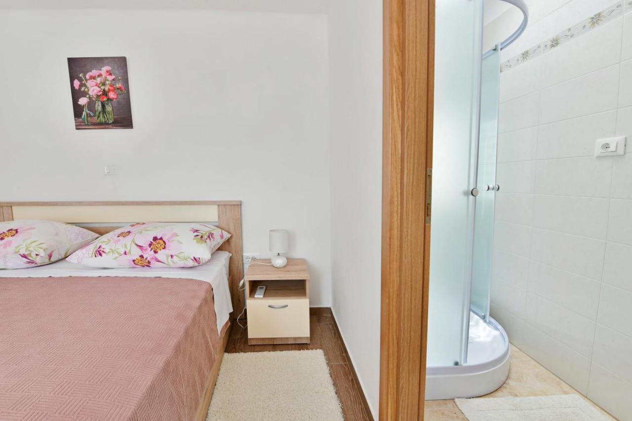 House Nona Villa Sveti Lovreč Pazenatički Dış mekan fotoğraf