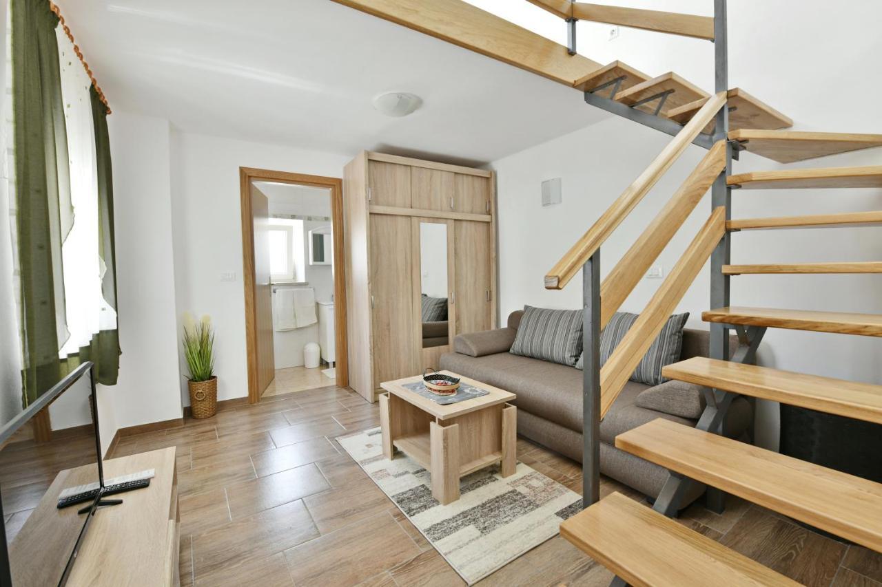 House Nona Villa Sveti Lovreč Pazenatički Dış mekan fotoğraf